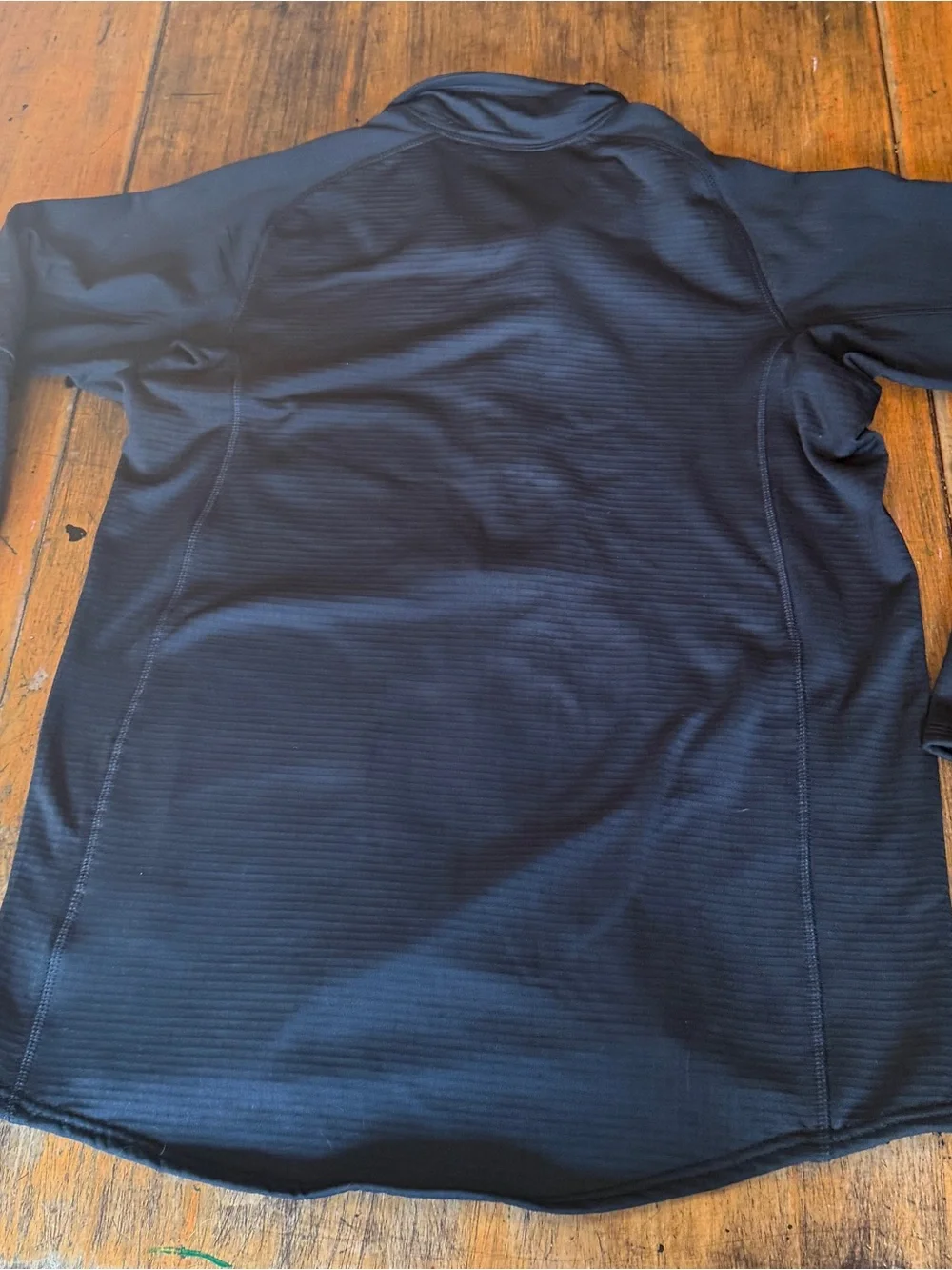 Realtree Men's 1/4 Zip Hunting Pullover in solid black Size Small